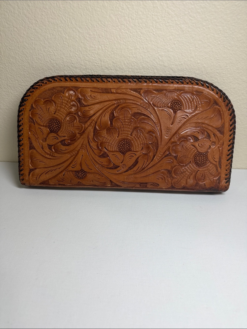 Hand-Tooled Floral Leather Zip Wallet - Tan Brown